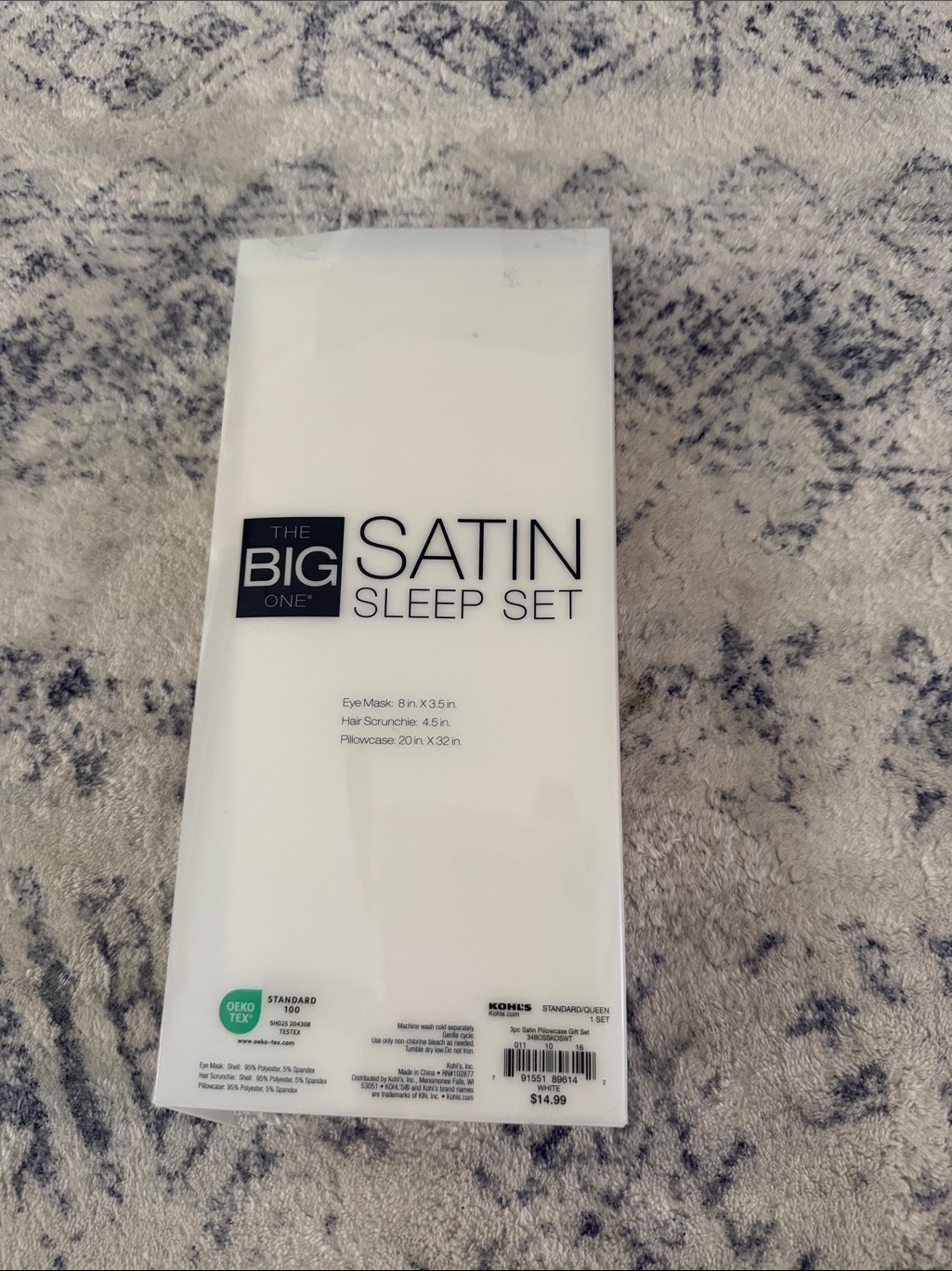 Sleep Set Eye Mask & Scrunchie — image 2 of 2